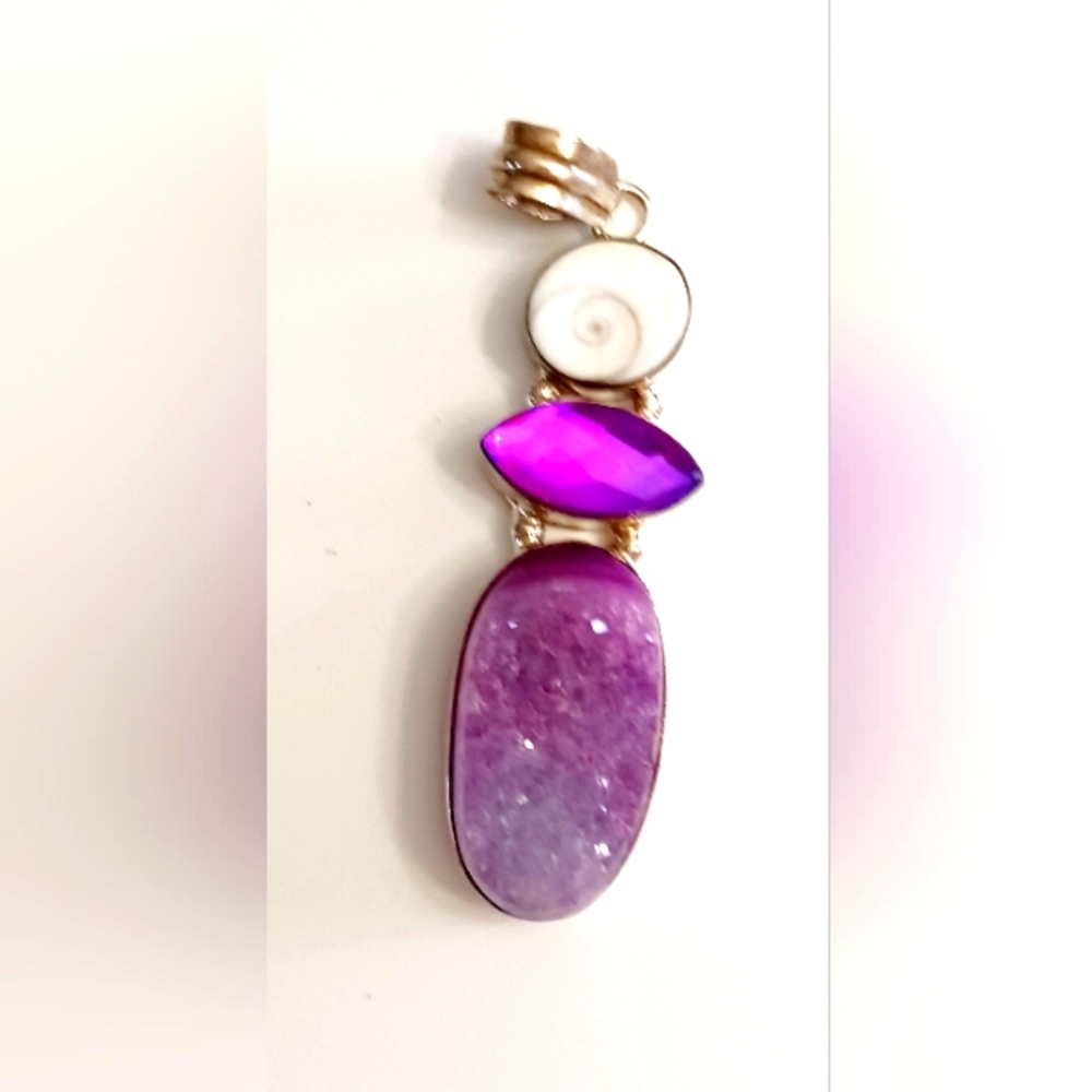 925 Sterling and Druzy quartz pendant